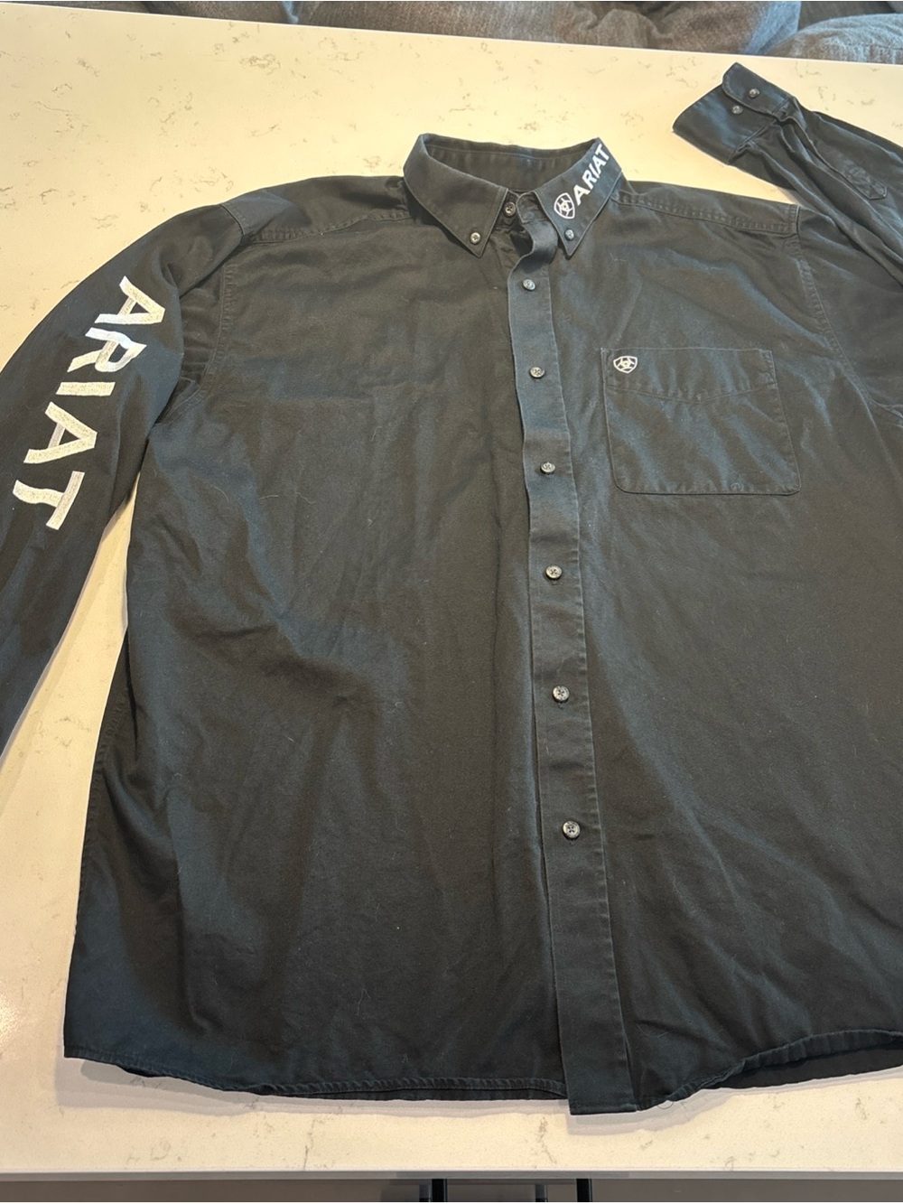 Ariat Shirt Mens XL Black Logo Twill Classic LS Western Button Down Spell Out